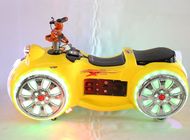 Arcade Mini Baterai Dioperasikan Mobil Balap / Taman Hiburan Anak-anak Mobil Bumper Listrik